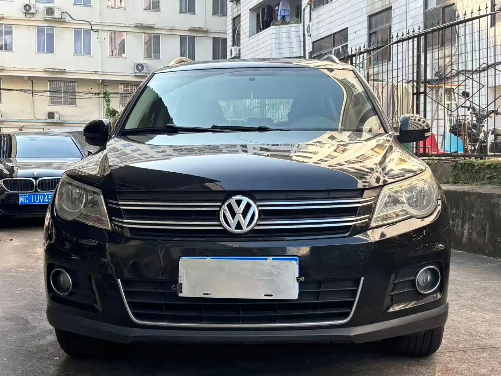 Фото 2 - Volkswagen Tiguan