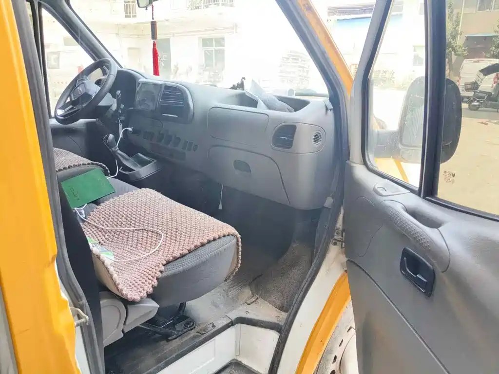 Jiangling Tesun 2021 2019 2.8T Commercial Short Wheelbase Medium Roof 6-Seater China VI JX493