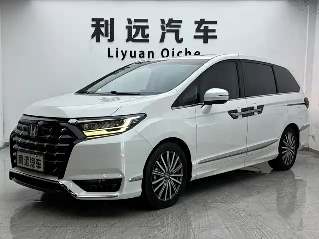 Honda Elysion 2.0L e:HEV, Максимум