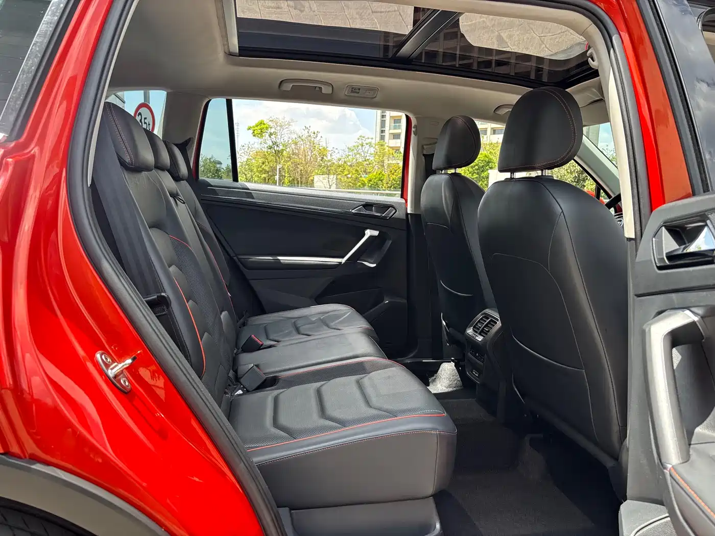 Volkswagen Tiguan L 2017 380TSI Automatic 4WD Ultimate Flagship Edition фото 28