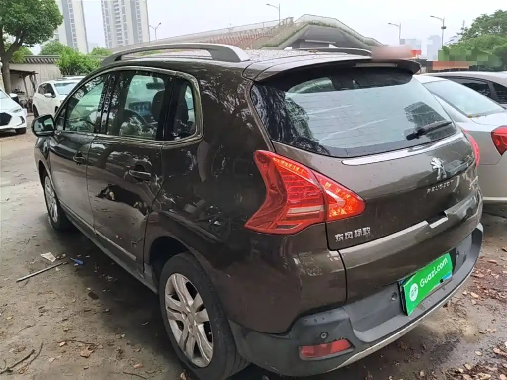 Peugeot 3008 2015 1.6THP Automatic Classic Edition фото 5