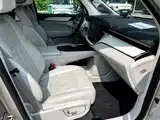 Фото 24 - Volvo EM90