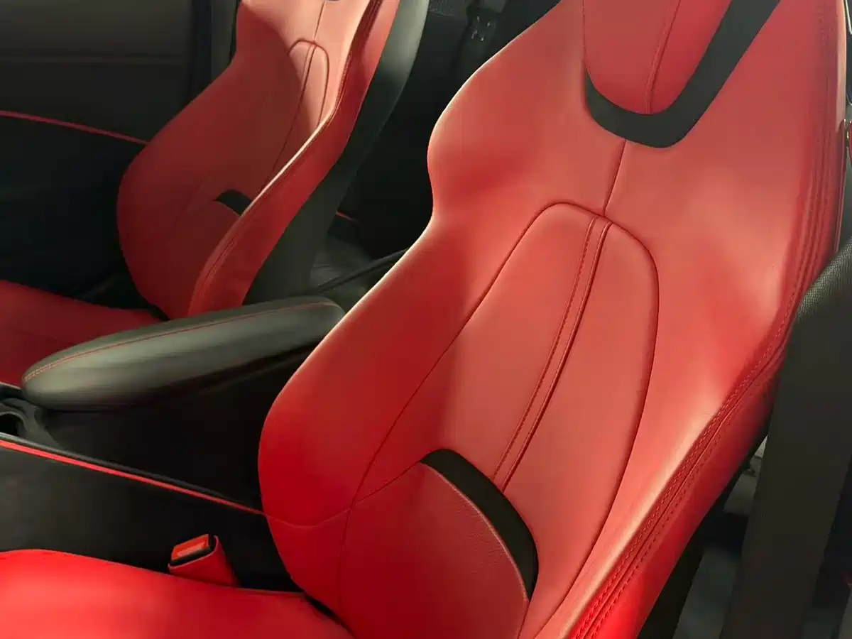 Ferrari Roma 2023 2020 3.9T V8