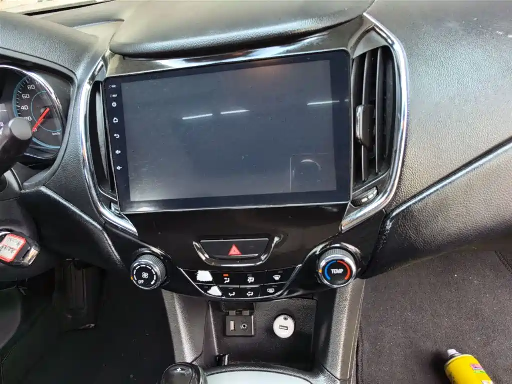 Chevrolet Cruze 2018 320 Automatic Pioneer Sunroof Edition фото 13