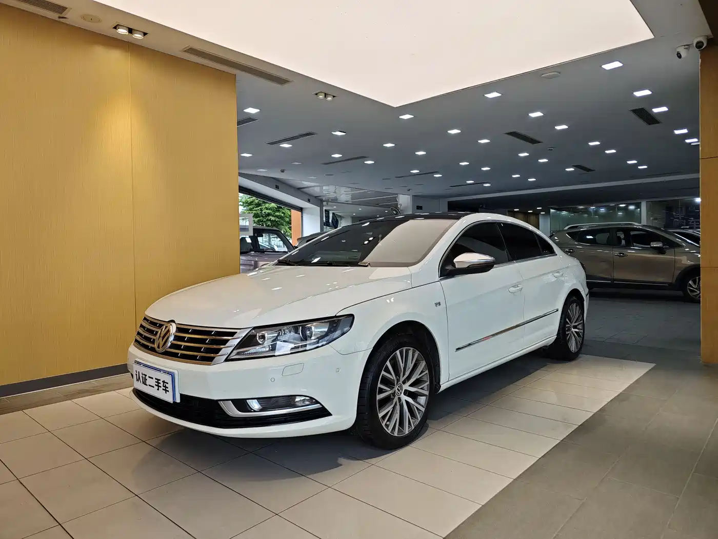 Volkswagen FAW-Volkswagen CC 2016 Model 1.8TSI Luxury