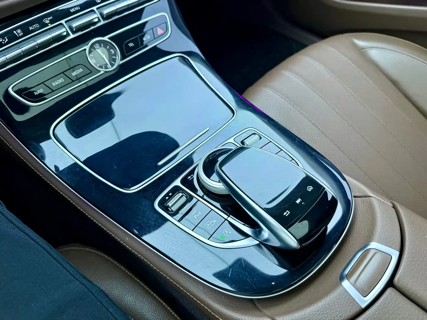 Mercedes-Benz E-Class 2017 E 300 L Luxury фото 18