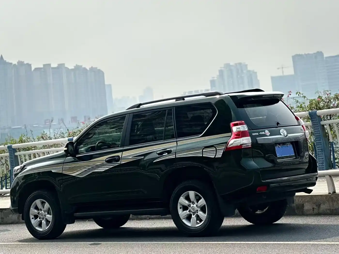 Toyota Prado 2016 2.7L Auto Luxury Edition фото 6