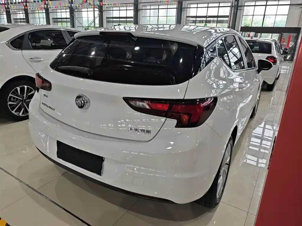 Buick Verano 2016 Hatchback 15S Auto Progressive фото 5