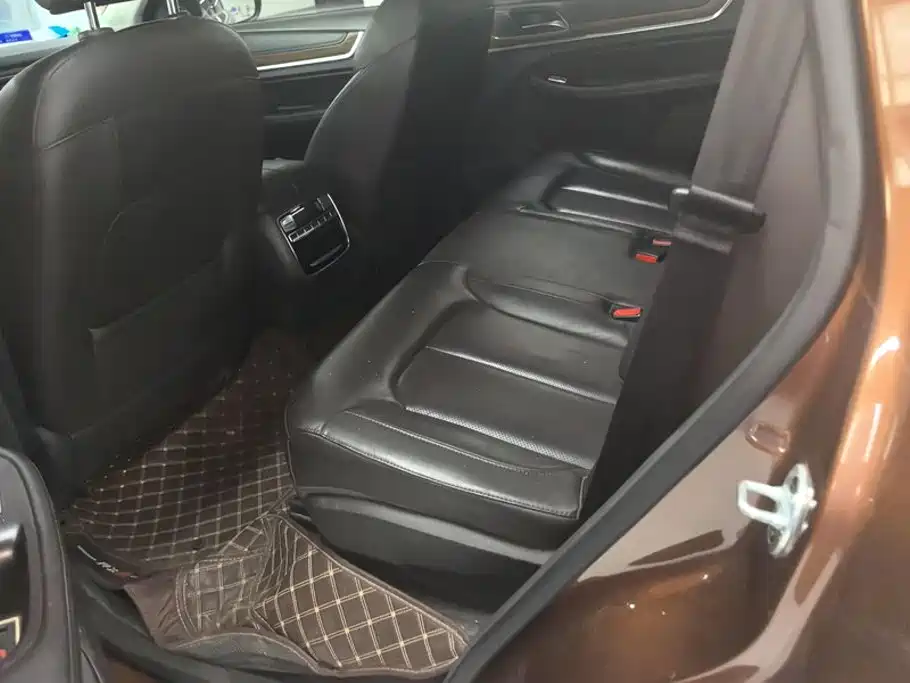 Roewe RX8 2018 2018 30T Smart Internet 2WD Flagship Edition