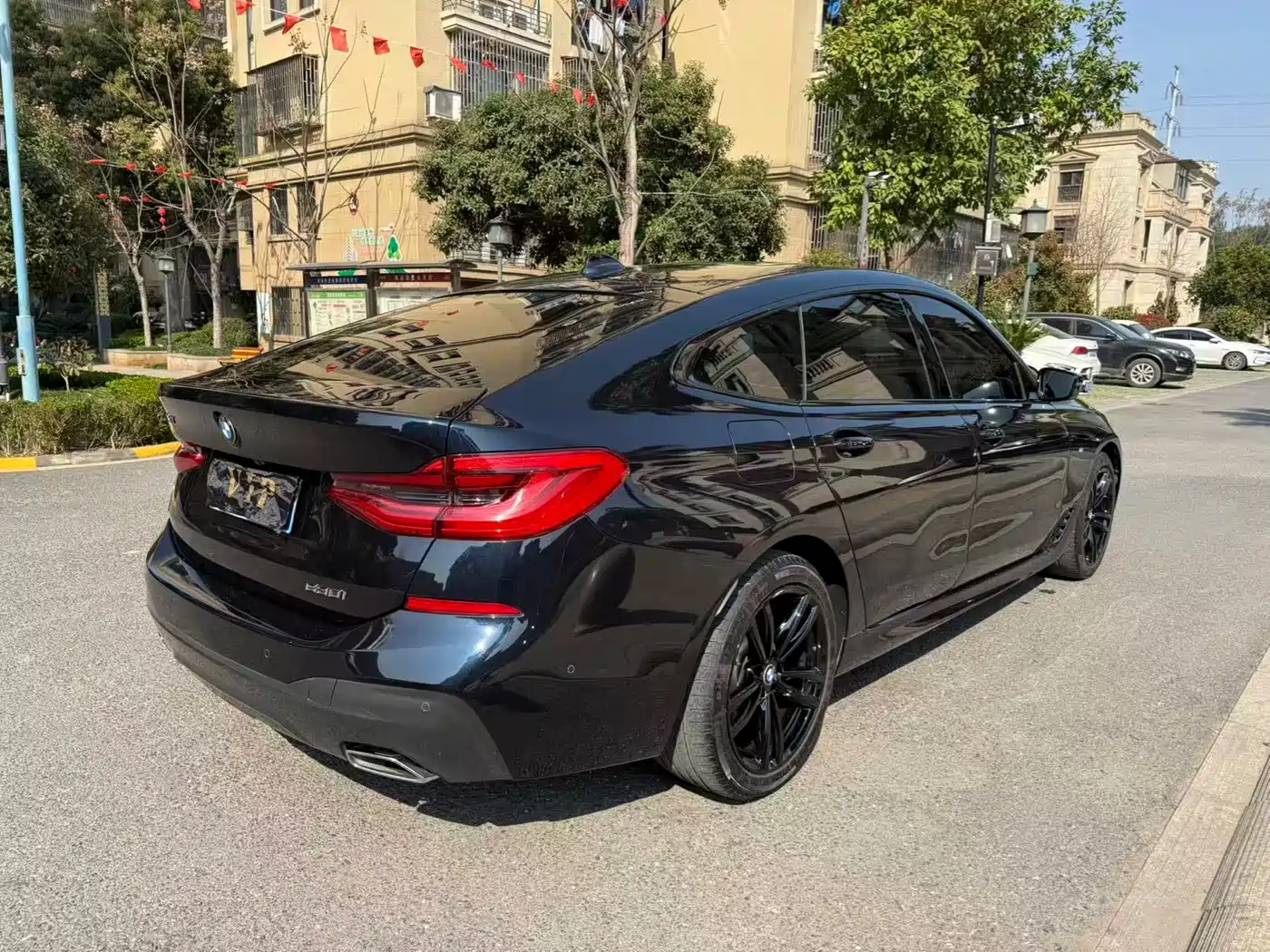 BMW 6 Series GT 2019 630i M Sport Package фото 4