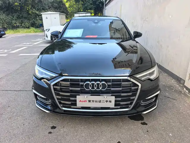 Audi A6L 2024 40 TFSI Luxury Dynamic — фото 2