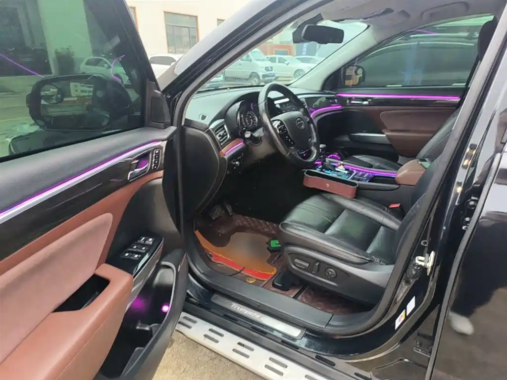 GAC Trumpchi Trumpchi GS8 2017 320T 2WD Luxury Smart Connect (7-seater) фото 16