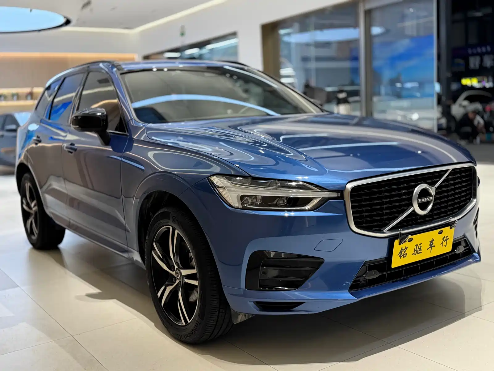 Фото 6 - Volvo XC60