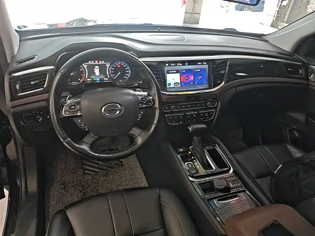 GAC Trumpchi Trumpchi GS8 2017 320T 2WD Luxury Smart Connect (7-seater) фото 10