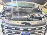 Фото 3 - Ford Explorer (Import)