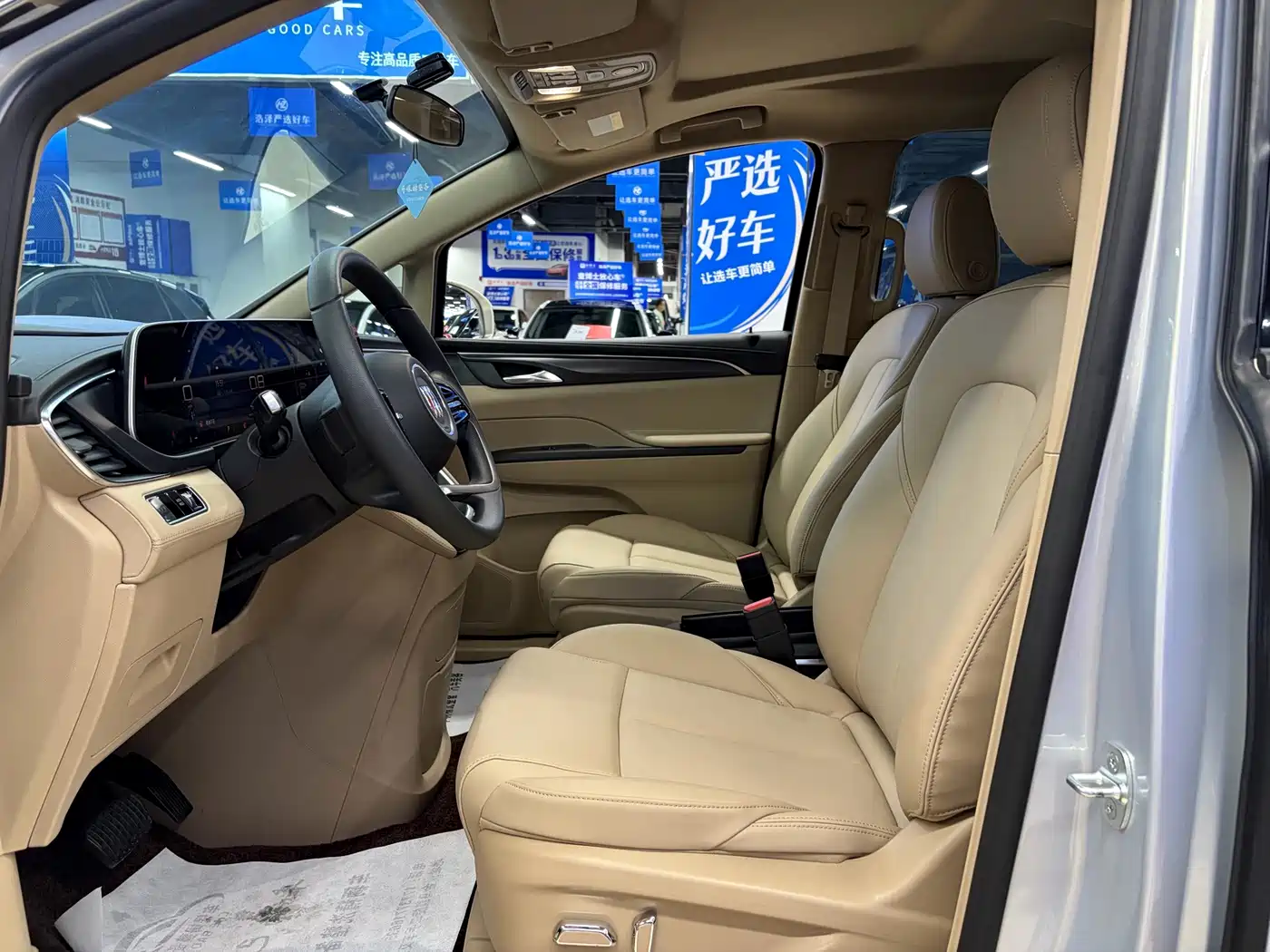 Buick GL8 2026