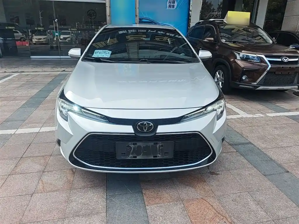 Toyota Levin 2021 185T CVT Luxury Edition фото 3