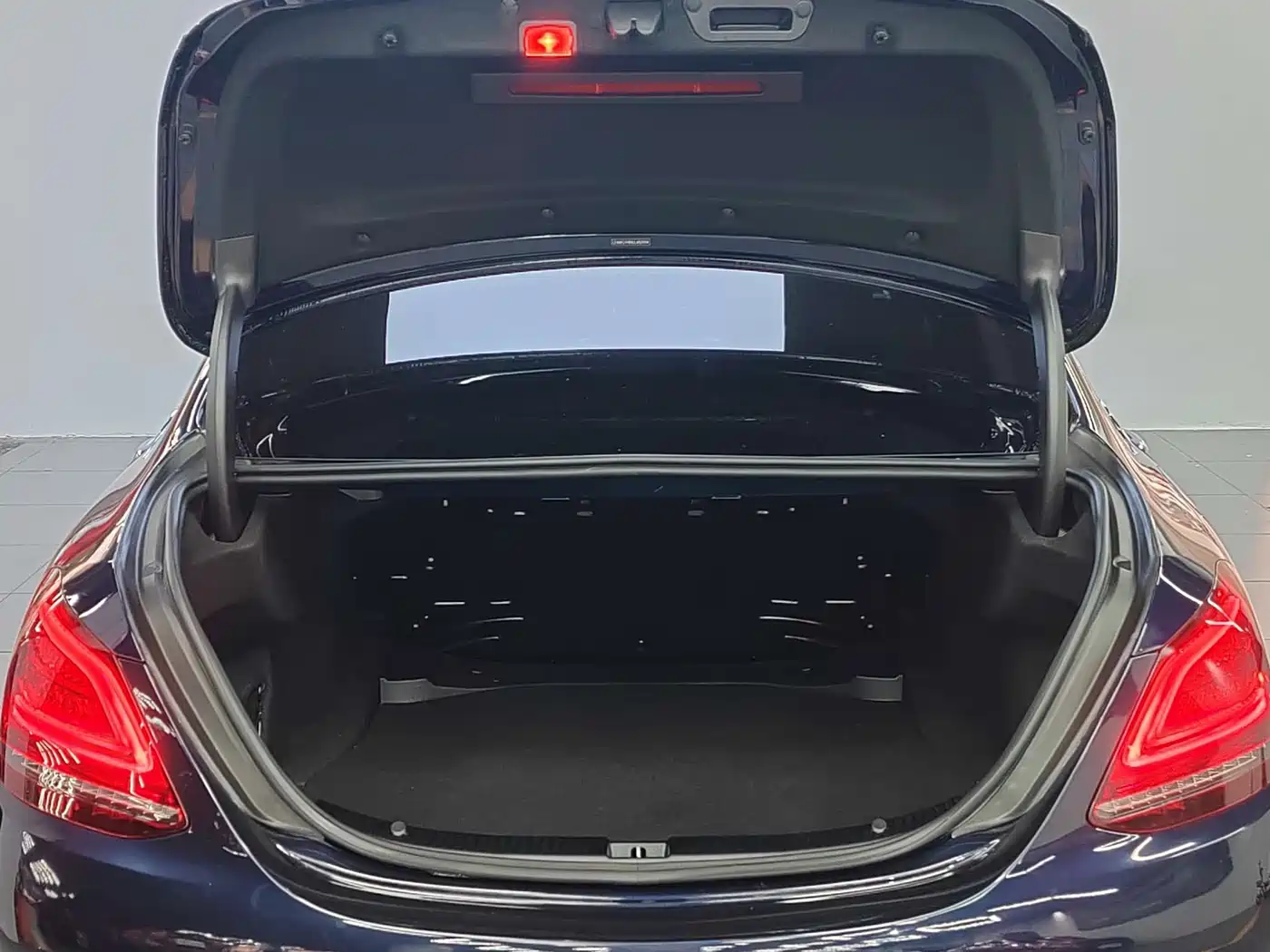 Mercedes-Benz C-Class 2020 C 260 L Sport фото 12