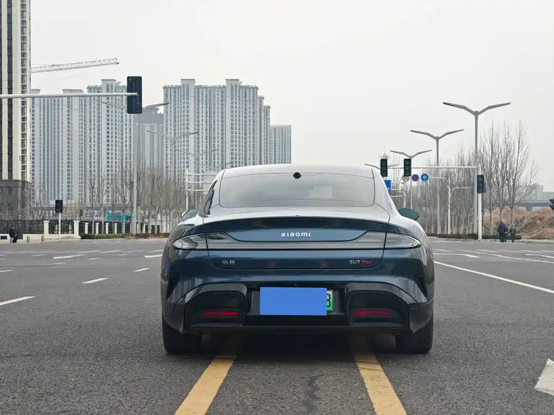 XIAOMI CAR XIAOMI SU7