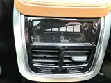 Фото 8 - Volvo XC90