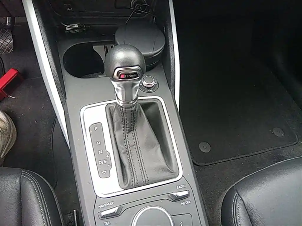Audi Q2L 2018 35 TFSI Fashion Elegance China V фото 14
