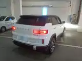 Фото 6 - Geely ICON
