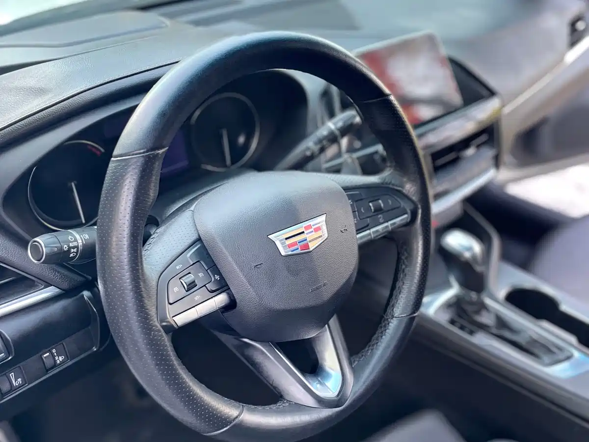Cadillac CT4 2020 28T Elite фото 25