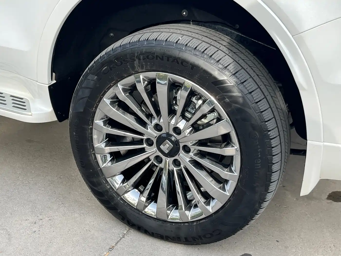 Tank 500 EV 2026 Hi4-Z Smart Edition фото 28
