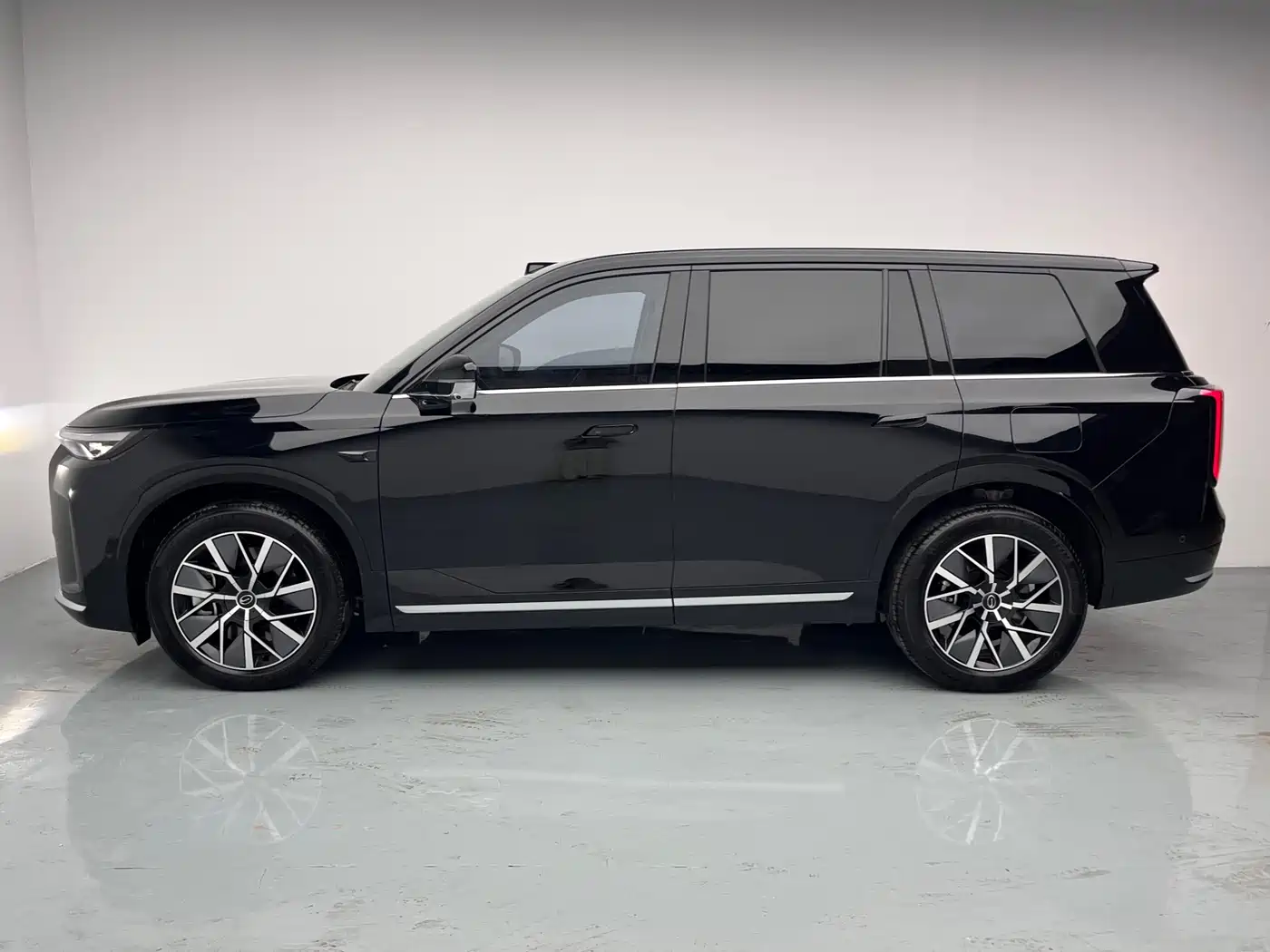 GAC Trumpchi Trumpchi Vision S9 2025 1.5T Hybrid Premium фото 11