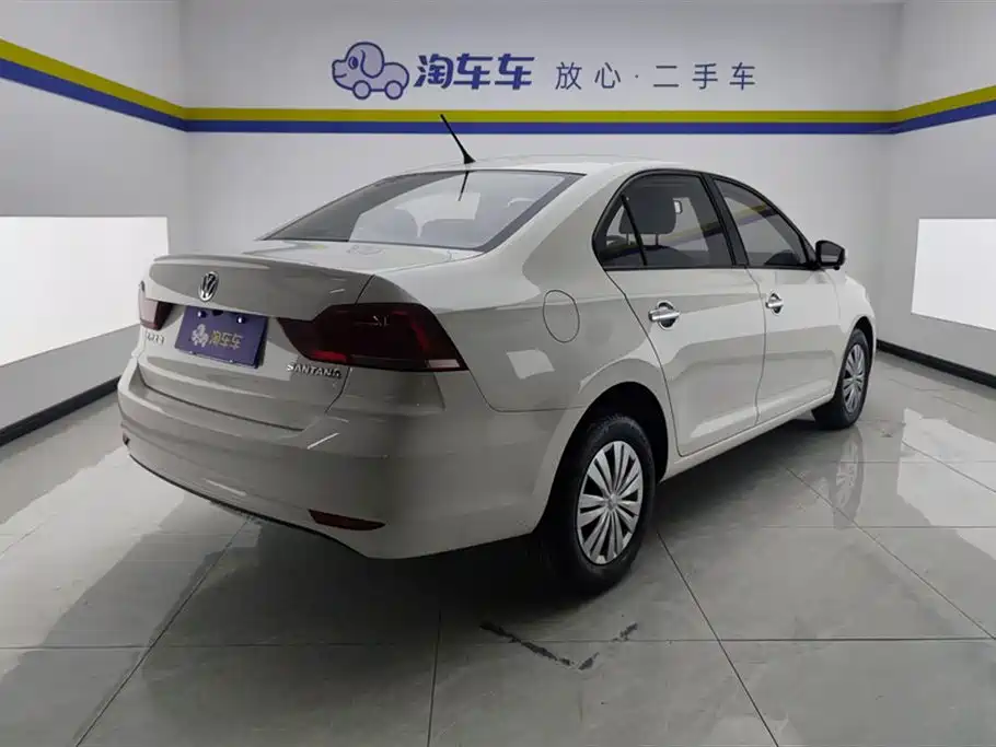 VOLKSWAGEN SANTANA