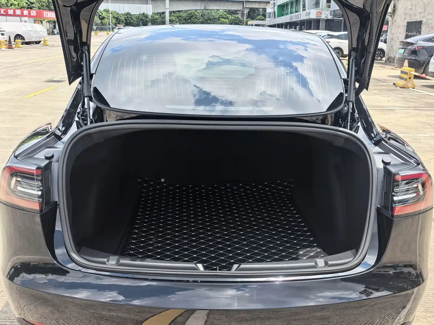 Tesla Model 3 2020 2020 Facelift Standard Range RWD Upgrade