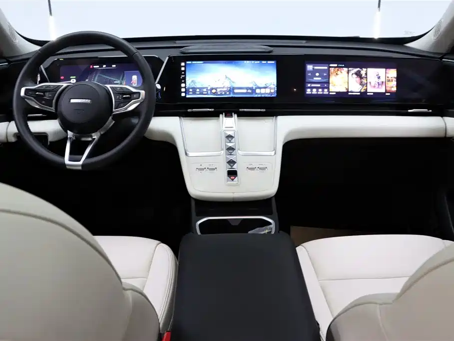 Haval Xiaolong MAX 2023 1.5L Hi4 105 4WD Pilot Edition фото 26