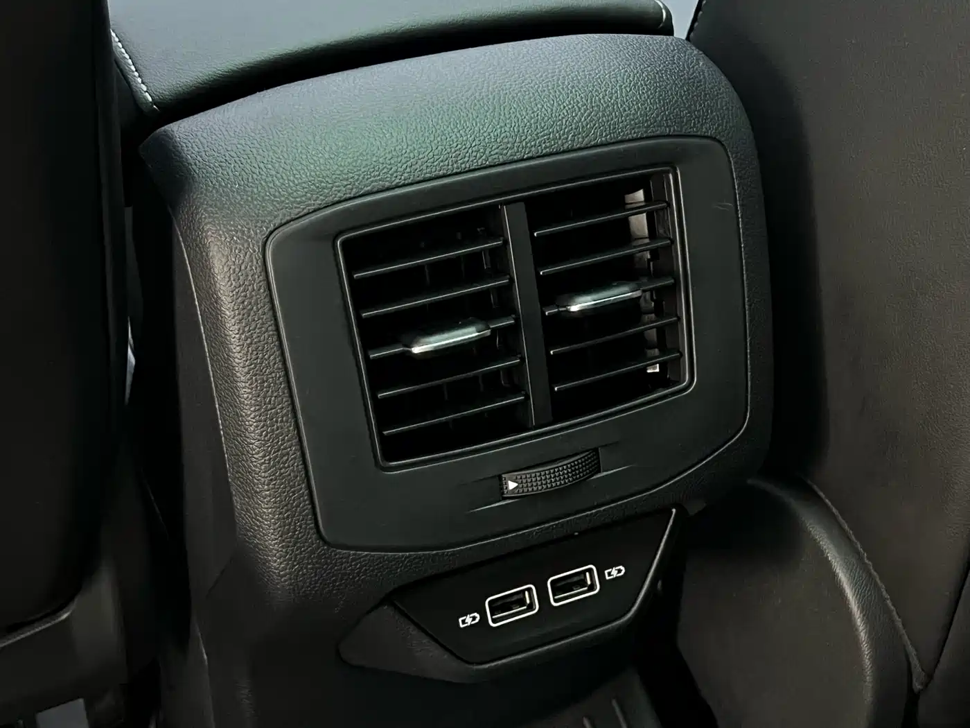 Volkswagen T-Roc, миниатюра 16