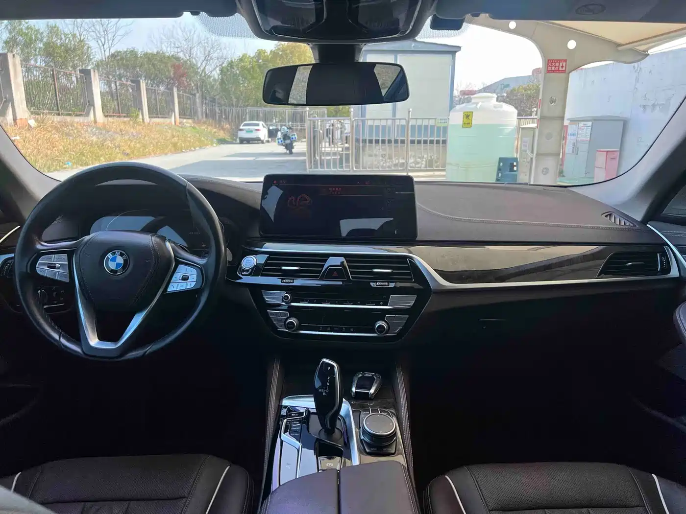 BMW 5 Series 2021 525Li Luxury Package фото 4