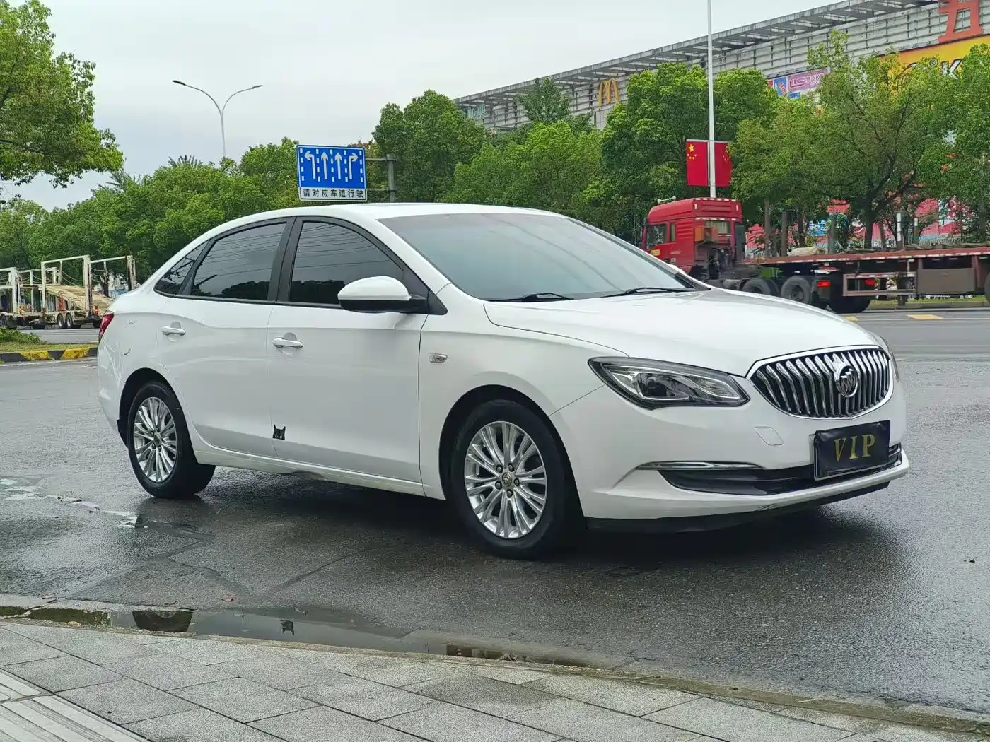 Фото 3 - Buick Excelle