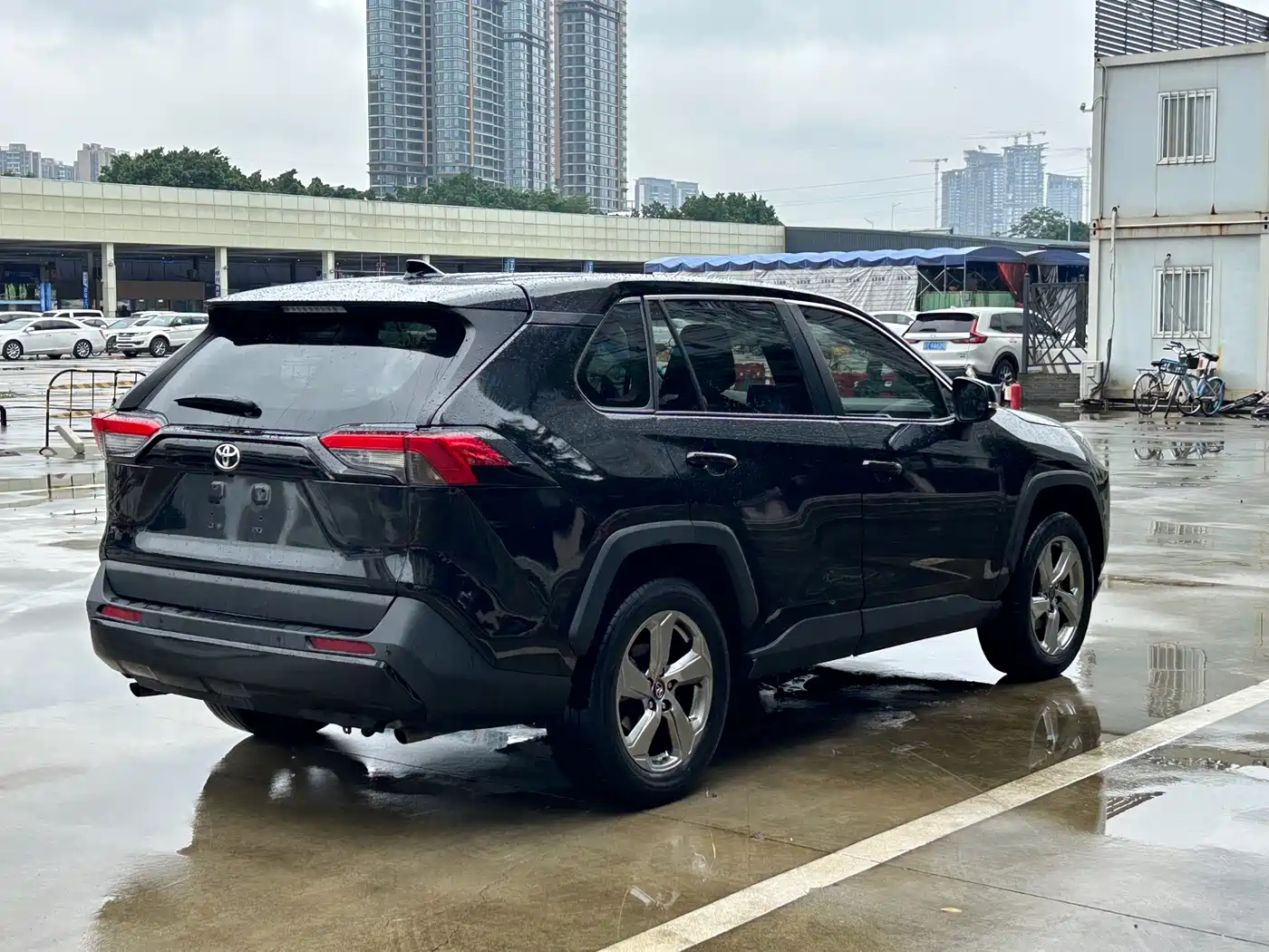 Toyota RAV4 Rongfang 2023 2.0L CVT FWD Style Plus Edition фото 5