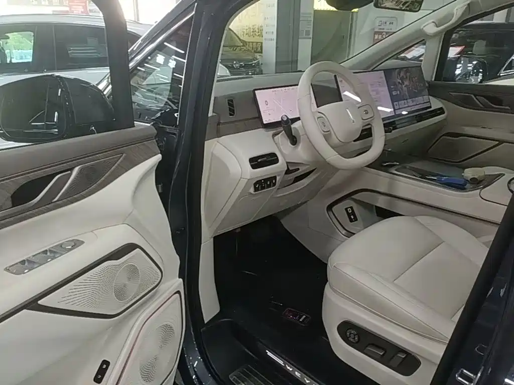 WEY Alpine 2025 2025 AWD Alpine 9