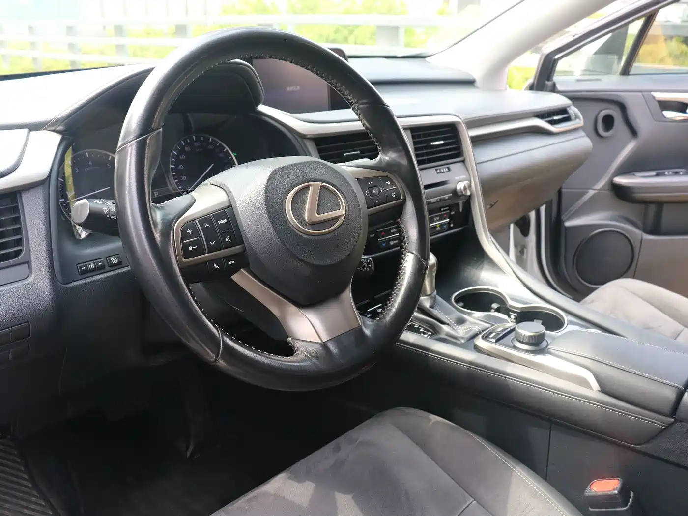 Lexus RX 2016 300 2WD Elite Edition (China V) фото 20