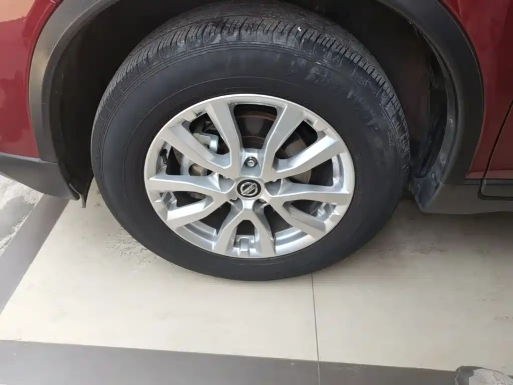 Фото 23 - Nissan X-Trail