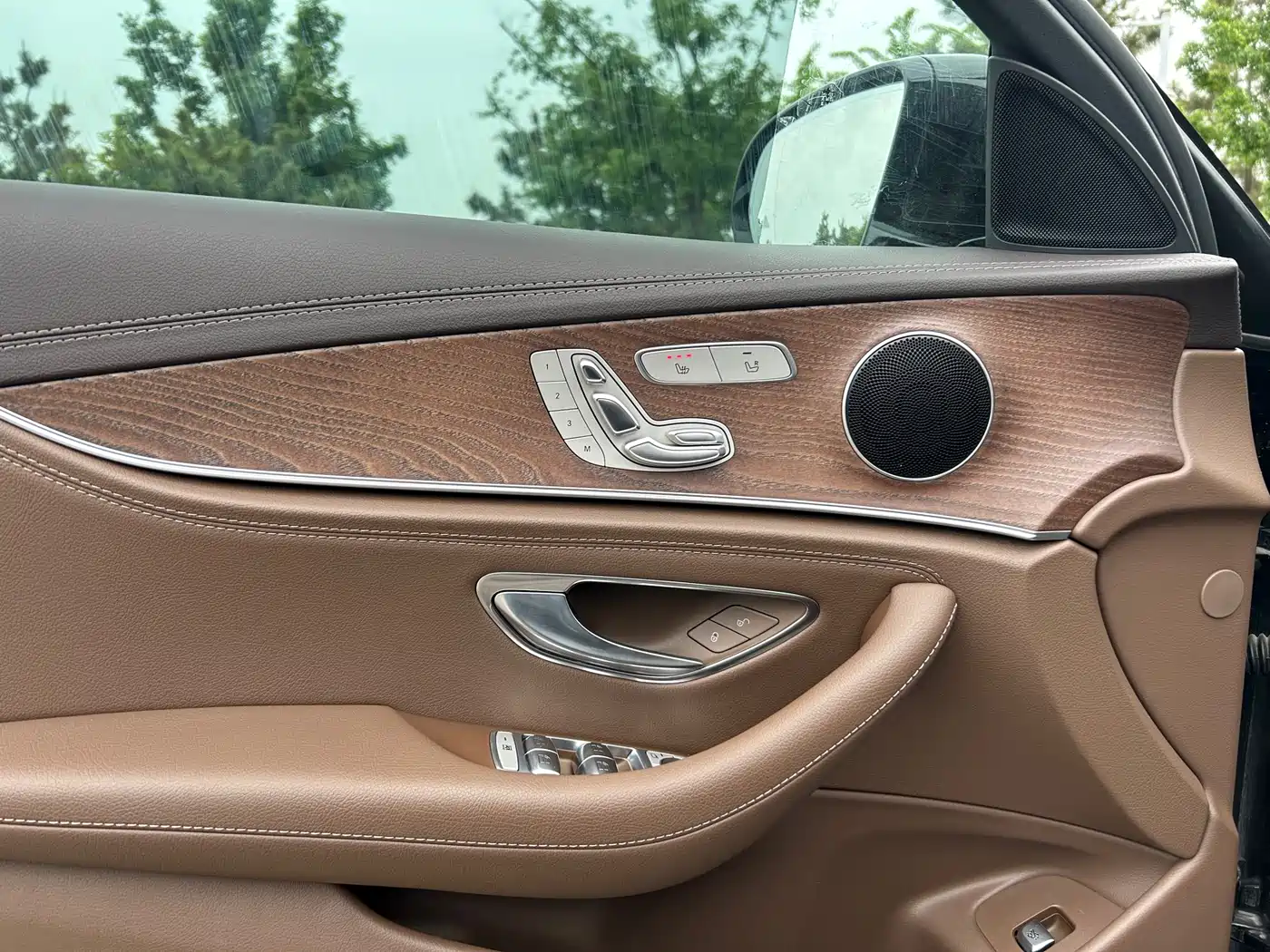 Mercedes-Benz E-Class 2021 E 300 L Fashion фото 14