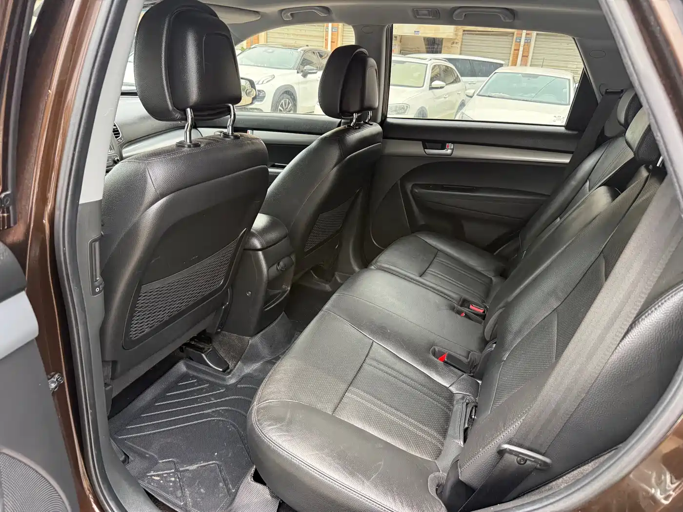 Kia Sorento 2013 2.2T 5-seat Diesel Luxury Edition фото 3