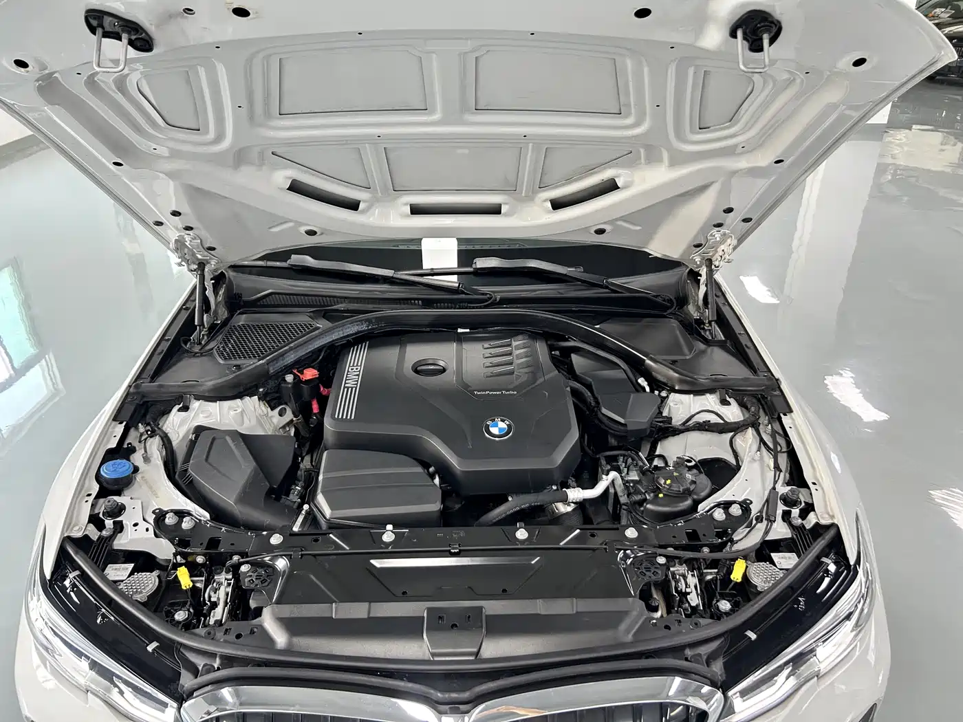 BMW 3 Series 2022 325Li M Sport Package фото 19