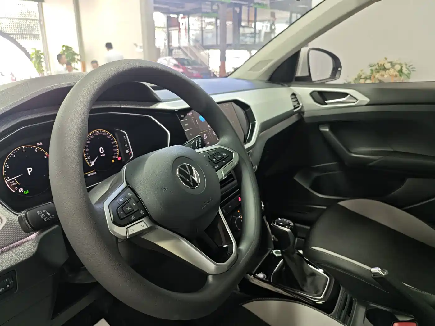 Volkswagen Tacqua 2023 2021 1.5L Automatic Smart Connect Edition