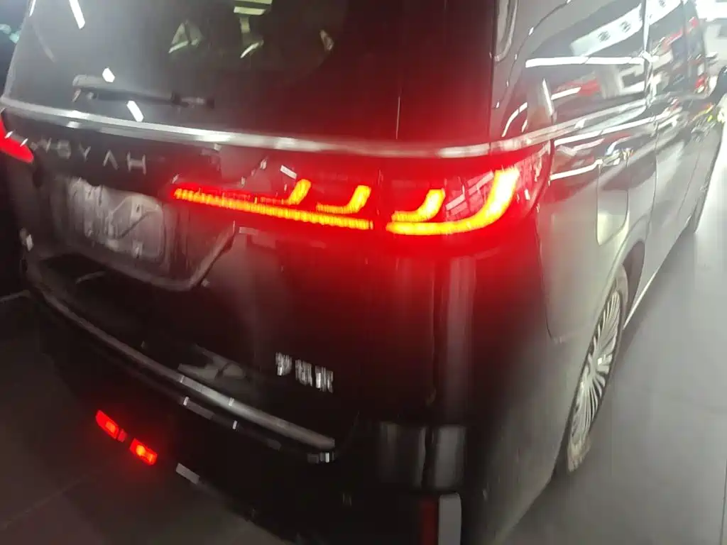 Voyah Dreamer 2026 2025 PHEV AWD Excellent Kunpeng Edition