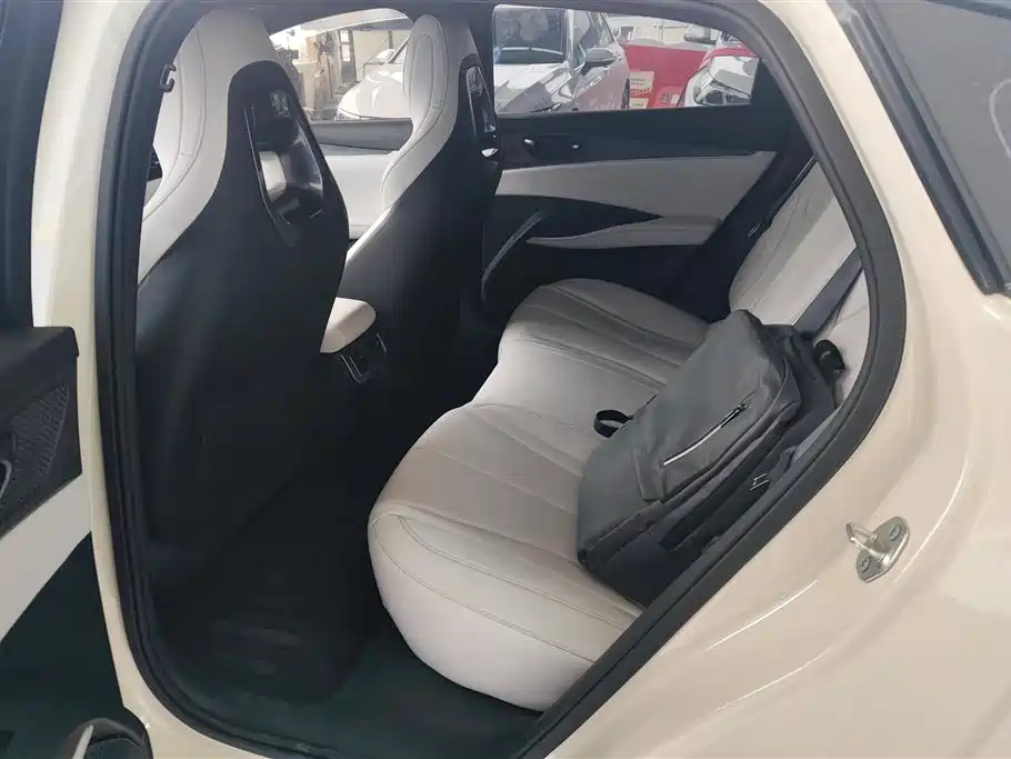 BYD SEAL 06 NEW ENERGY