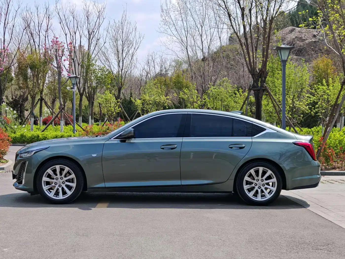 CADILLAC CT5