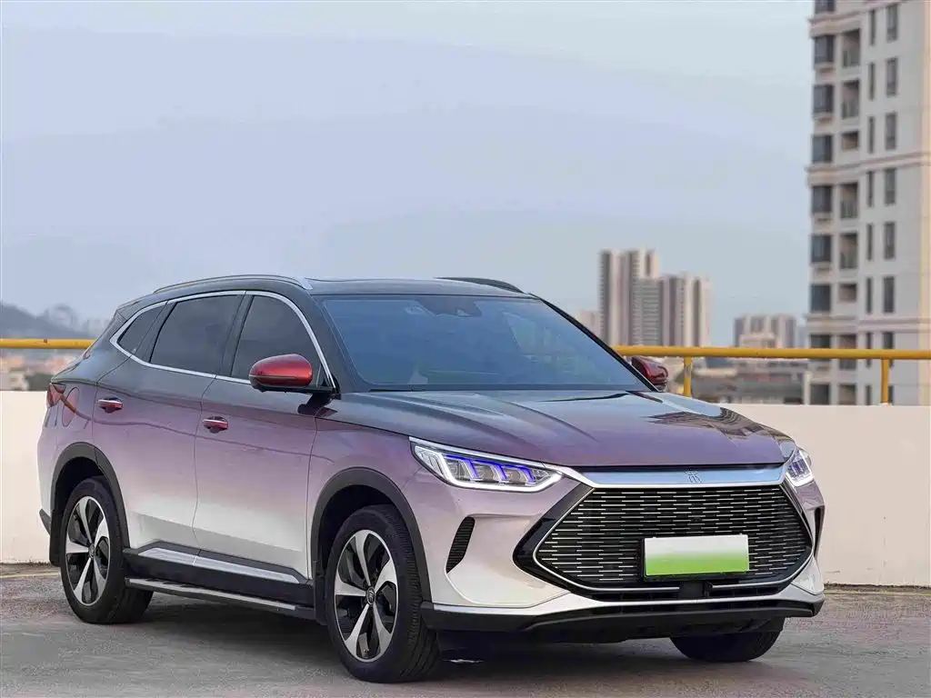Photo 3 - BYD Song PLUS PHEV