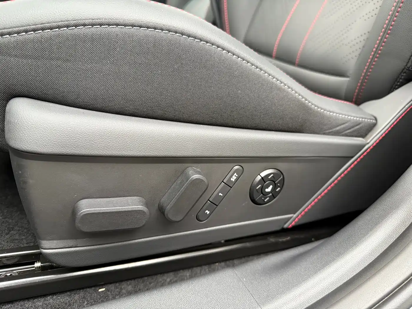 MINI ELECTRIC  JCW ACEMAN