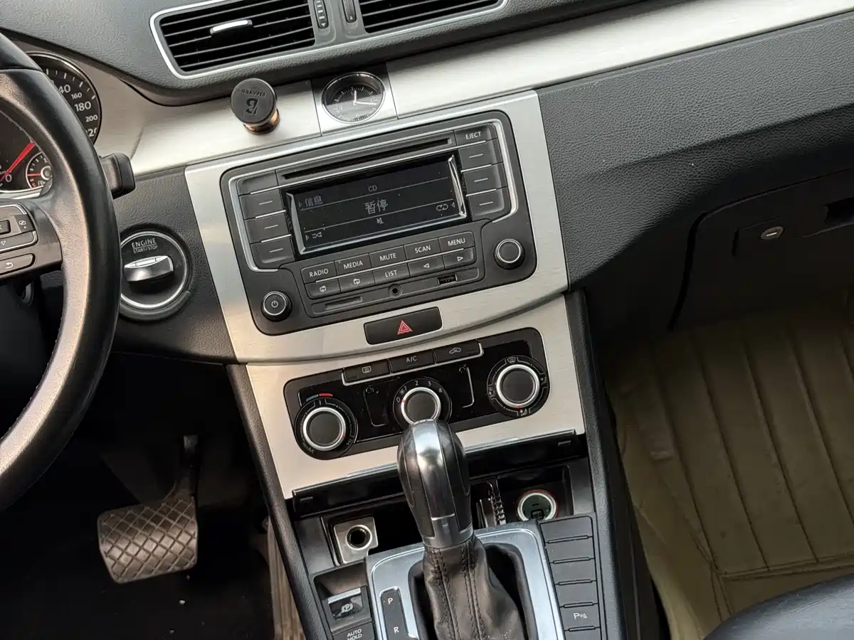 Volkswagen Magotan 2013 1.8TSI Leading фото 14