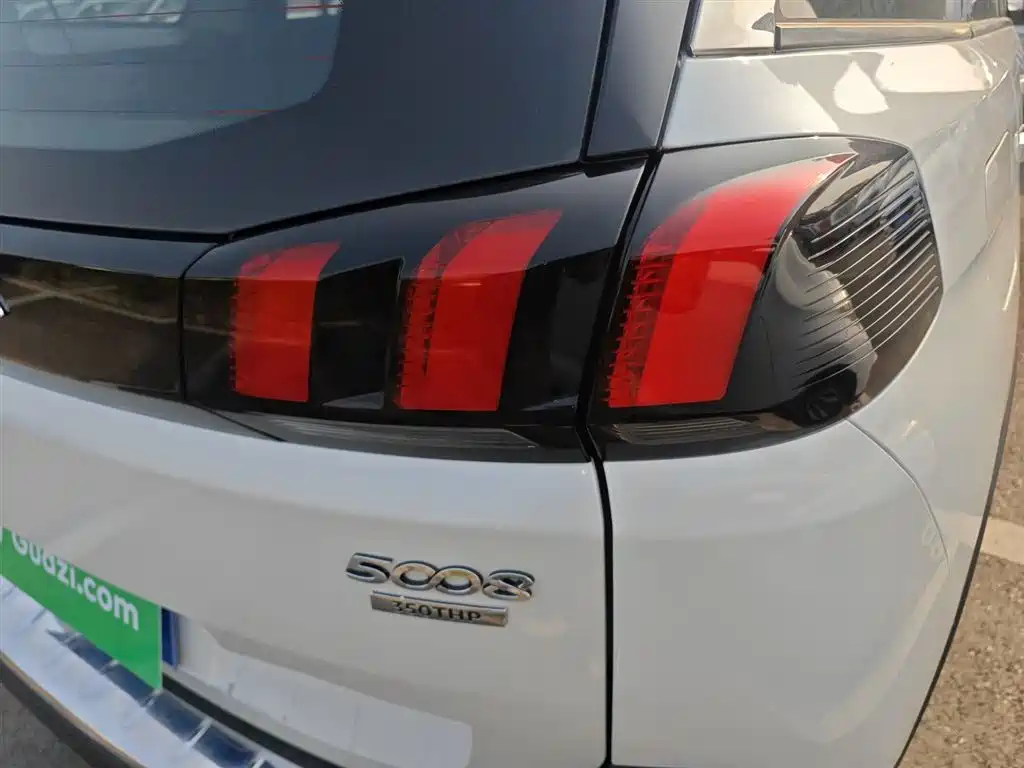 Peugeot 5008 2017 350THP 7-seat Elite Edition фото 8